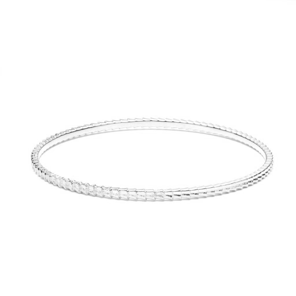 Dalasini Isiro Sterling Silver Vertebrae Bangle