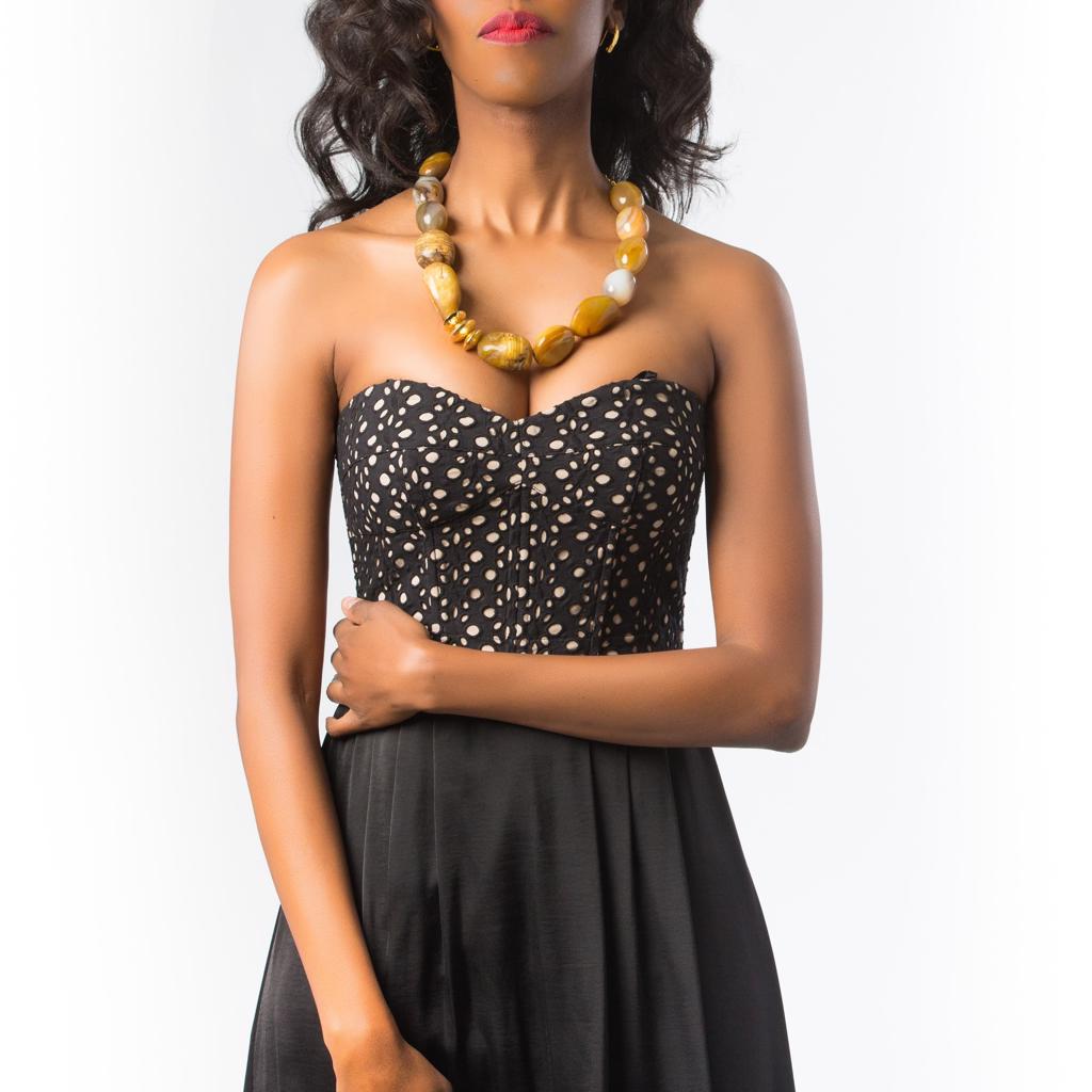 Model Wearing Dalasini Canton Vintage Agate and Hammered Gold Bead Necklace