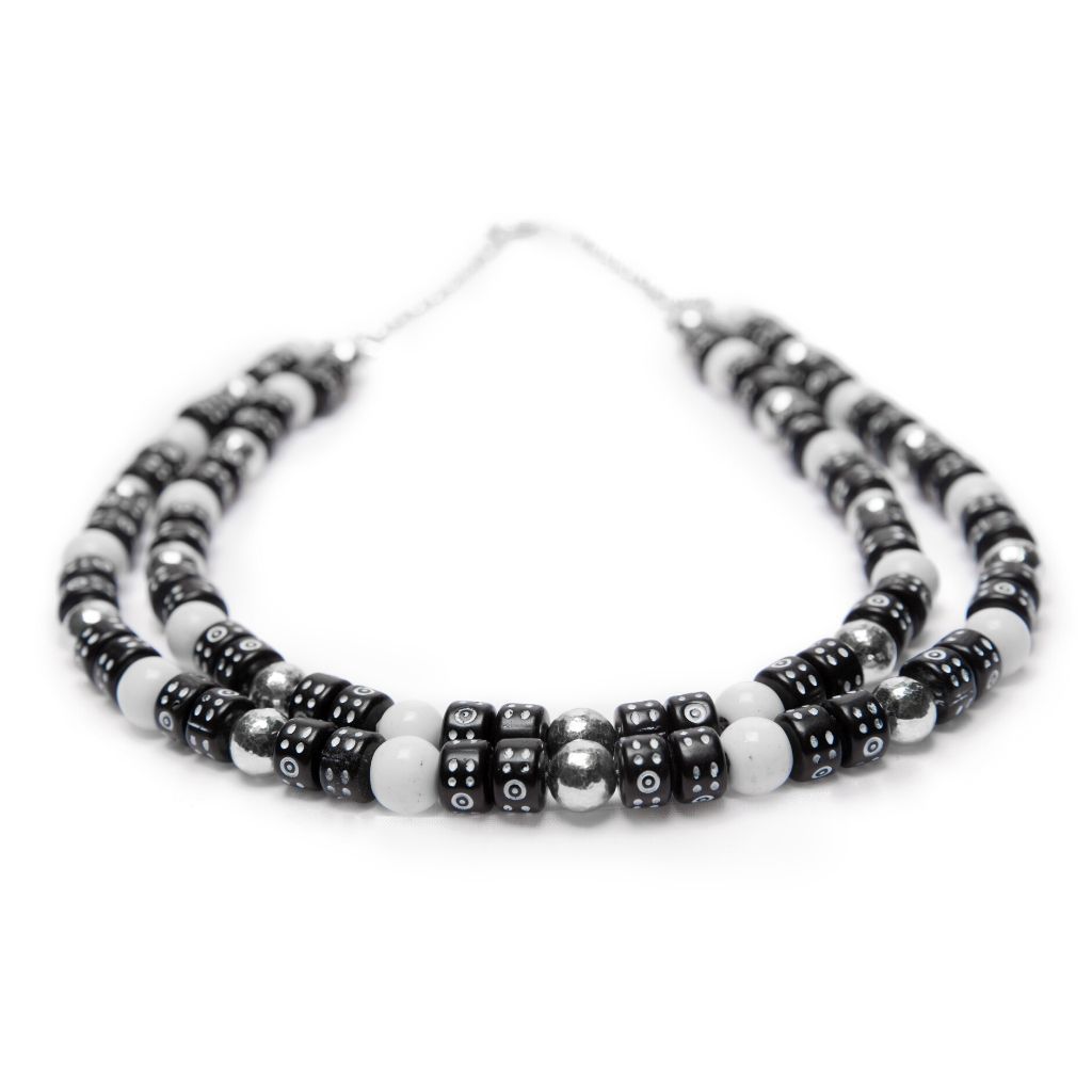 Graphic Black & White Peking Glass Beads